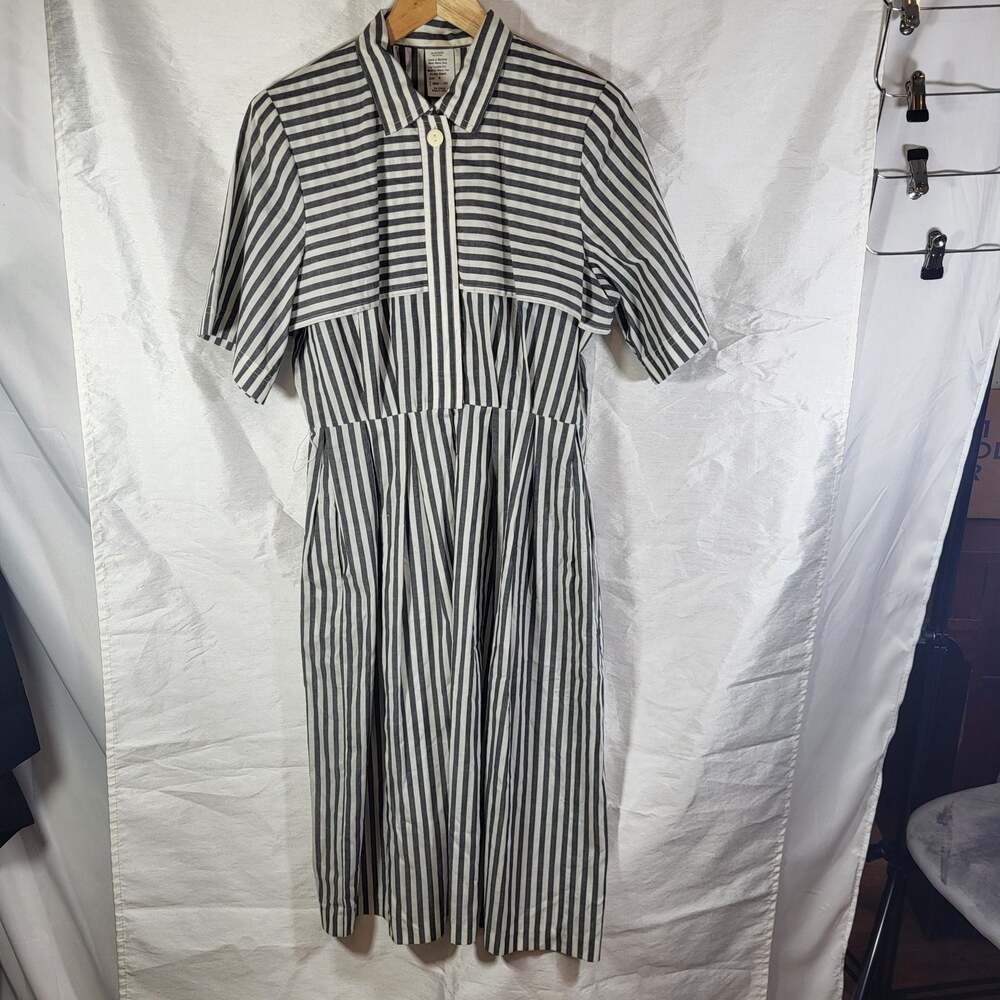 Vintage Striped Shirt Dress Gray and White Midi White Midi Short Sleeve RN 5243